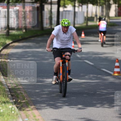 10.08.2025 - GEWOBA Citytriathlon Bremen Yannick Fuchs http://msf.ph/oto/8545441 10.08.2025 11:06:23 Radfahren 17, 171 meine-sportfotos.de