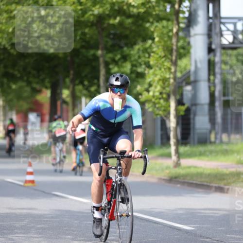 10.08.2025 - GEWOBA Citytriathlon Bremen Yannick Fuchs http://msf.ph/oto/8545454 10.08.2025 12:58:36 Radfahren 609, 726, 762, 795, 802, 870, 910 meine-sportfotos.de
