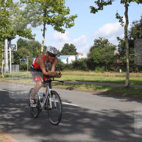 10.08.2025 - GEWOBA Citytriathlon Bremen Yannick Fuchs http://msf.ph/oto/8545468 10.08.2025 10:31:19 Radfahren 363, 387, 434 meine-sportfotos.de