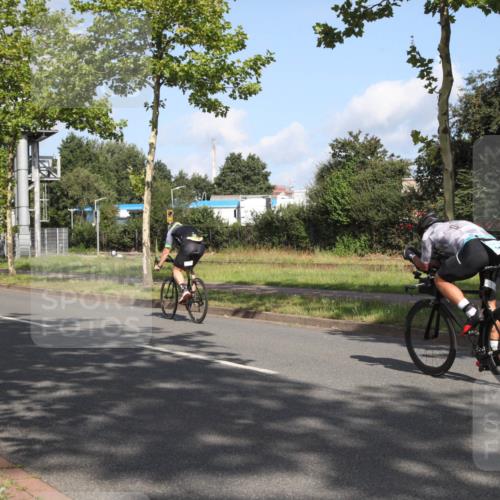 10.08.2025 - GEWOBA Citytriathlon Bremen Yannick Fuchs http://msf.ph/oto/8545475 10.08.2025 10:31:24 Radfahren 363, 387, 434 meine-sportfotos.de