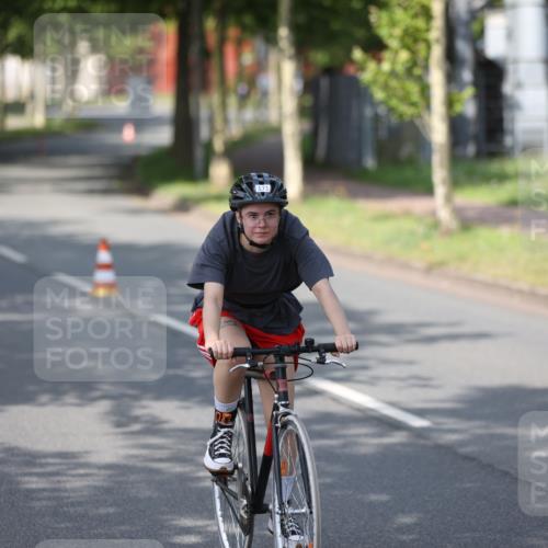 10.08.2025 - GEWOBA Citytriathlon Bremen Yannick Fuchs http://msf.ph/oto/8545480 10.08.2025 11:06:38 Radfahren 171 meine-sportfotos.de