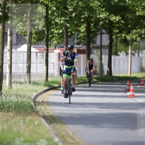 10.08.2025 - GEWOBA Citytriathlon Bremen Yannick Fuchs http://msf.ph/oto/8545514 10.08.2025 12:58:42 Radfahren 602, 609, 705, 762, 795, 802, 870, 885, 910, 921 meine-sportfotos.de