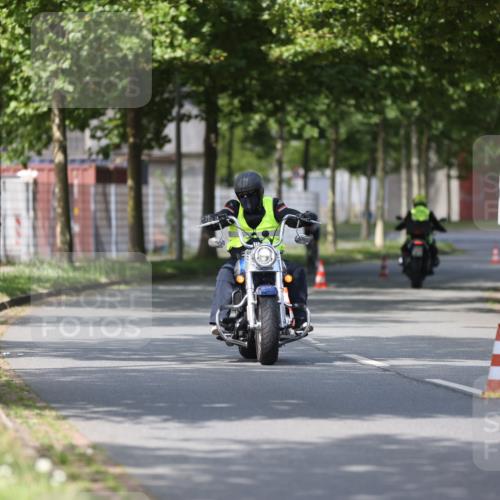 10.08.2025 - GEWOBA Citytriathlon Bremen Yannick Fuchs http://msf.ph/oto/8545531 10.08.2025 11:52:32 Radfahren 554 meine-sportfotos.de