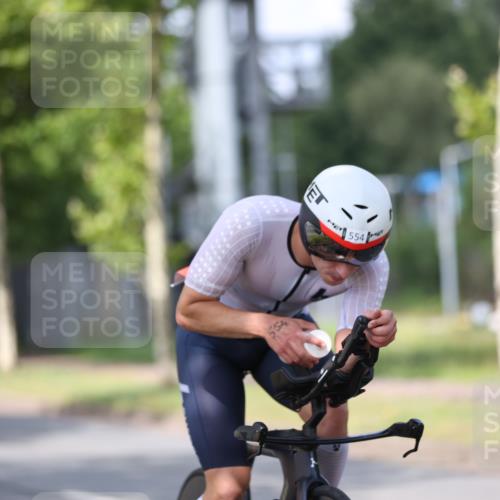 10.08.2025 - GEWOBA Citytriathlon Bremen Yannick Fuchs http://msf.ph/oto/8545540 10.08.2025 11:52:40 Radfahren 554 meine-sportfotos.de