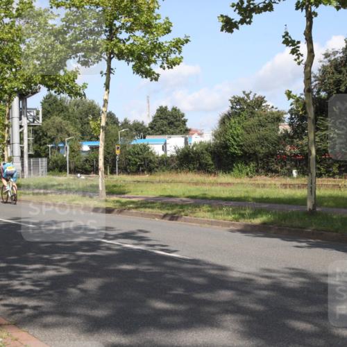 10.08.2025 - GEWOBA Citytriathlon Bremen Yannick Fuchs http://msf.ph/oto/8545544 10.08.2025 10:32:31 Radfahren 349, 354, 406, 408, 426, 432, 473, 483, 502 meine-sportfotos.de