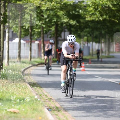 10.08.2025 - GEWOBA Citytriathlon Bremen Yannick Fuchs http://msf.ph/oto/8545557 10.08.2025 12:58:46 Radfahren 602, 609, 705, 762, 795, 802, 870, 885, 910, 921, 1038 meine-sportfotos.de