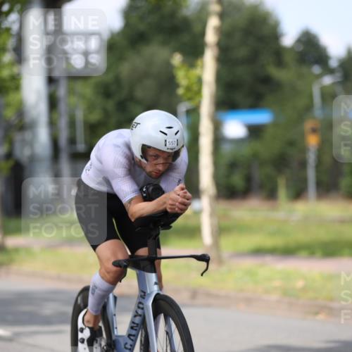 10.08.2025 - GEWOBA Citytriathlon Bremen Yannick Fuchs http://msf.ph/oto/8545559 10.08.2025 11:56:30 Radfahren 557 meine-sportfotos.de
