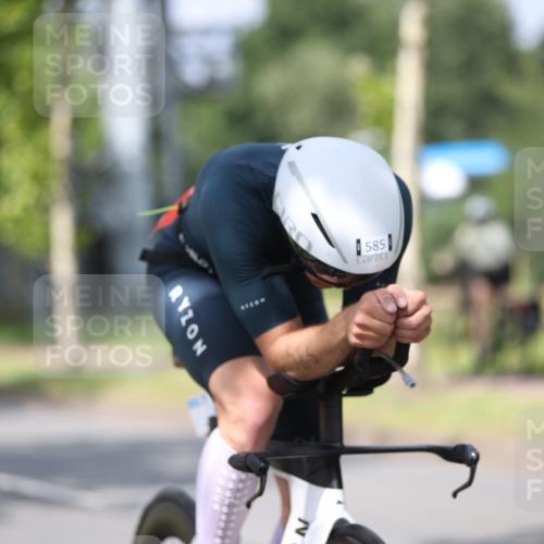 10.08.2025 - GEWOBA Citytriathlon Bremen Yannick Fuchs http://msf.ph/oto/8545685 10.08.2025 12:00:55 Radfahren 579 meine-sportfotos.de