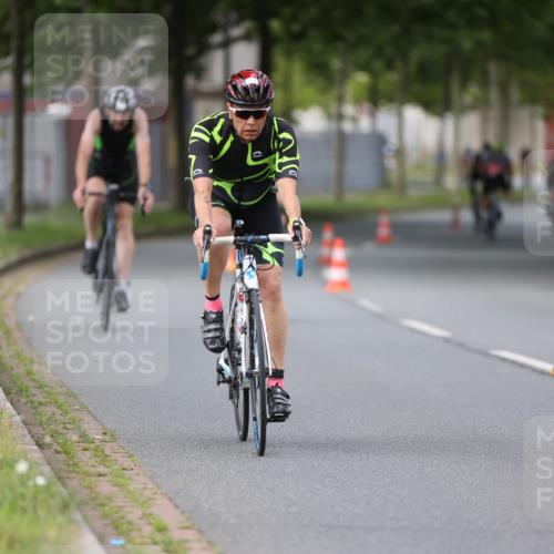 10.08.2025 - GEWOBA Citytriathlon Bremen Yannick Fuchs http://msf.ph/oto/8545707 10.08.2025 12:59:28 Radfahren 606, 611, 709, 710, 846, 899, 975, 978 meine-sportfotos.de