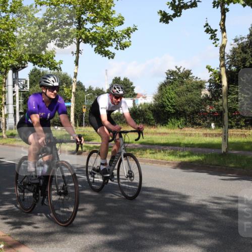 10.08.2025 - GEWOBA Citytriathlon Bremen Yannick Fuchs http://msf.ph/oto/8545775 10.08.2025 10:35:05 Radfahren 29, 147, 181, 241, 379, 382, 393, 404, 413, 444, 445, 461 meine-sportfotos.de