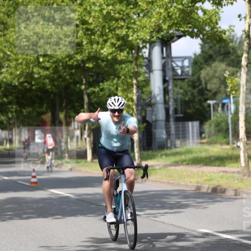 10.08.2025 - GEWOBA Citytriathlon Bremen Yannick Fuchs http://msf.ph/oto/8545776 10.08.2025 12:02:03 Radfahren 680 meine-sportfotos.de