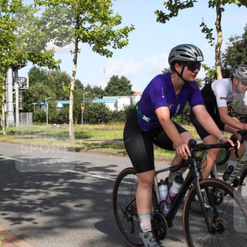 10.08.2025 - GEWOBA Citytriathlon Bremen Yannick Fuchs http://msf.ph/oto/8545778 10.08.2025 10:35:05 Radfahren 29, 147, 181, 241, 379, 382, 393, 404, 413, 444, 445, 461 meine-sportfotos.de