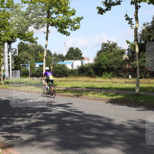 10.08.2025 - GEWOBA Citytriathlon Bremen Yannick Fuchs http://msf.ph/oto/8545783 10.08.2025 10:35:10 Radfahren 29, 43, 181, 241, 359, 379, 382, 393, 404, 444, 445, 461, 492 meine-sportfotos.de