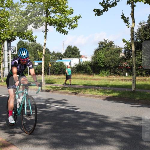 10.08.2025 - GEWOBA Citytriathlon Bremen Yannick Fuchs http://msf.ph/oto/8545802 10.08.2025 10:35:22 Radfahren 29, 43, 137, 356, 359, 382, 418, 444, 445, 466, 480, 492 meine-sportfotos.de