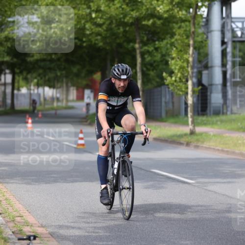 10.08.2025 - GEWOBA Citytriathlon Bremen Yannick Fuchs http://msf.ph/oto/8545806 10.08.2025 12:02:19 Radfahren 584, 844 meine-sportfotos.de
