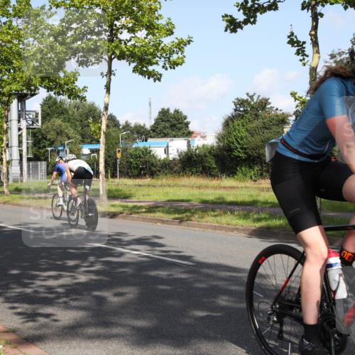 10.08.2025 - GEWOBA Citytriathlon Bremen Yannick Fuchs http://msf.ph/oto/8545923 10.08.2025 10:36:42 Radfahren 99, 115, 159, 378, 397, 447, 497 meine-sportfotos.de