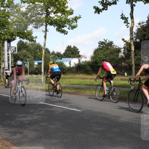 10.08.2025 - GEWOBA Citytriathlon Bremen Yannick Fuchs http://msf.ph/oto/8546045 10.08.2025 10:37:51 Radfahren 49, 69, 123, 375, 402, 458, 474, 501 meine-sportfotos.de