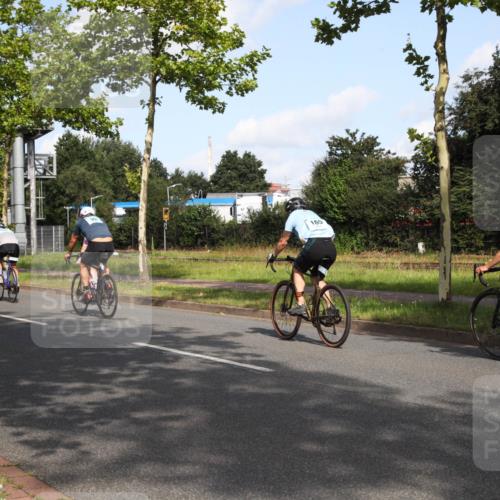 10.08.2025 - GEWOBA Citytriathlon Bremen Yannick Fuchs http://msf.ph/oto/8546138 10.08.2025 10:38:22 Radfahren 5, 19, 93, 101, 207, 211, 247, 391, 463, 475, 482 meine-sportfotos.de