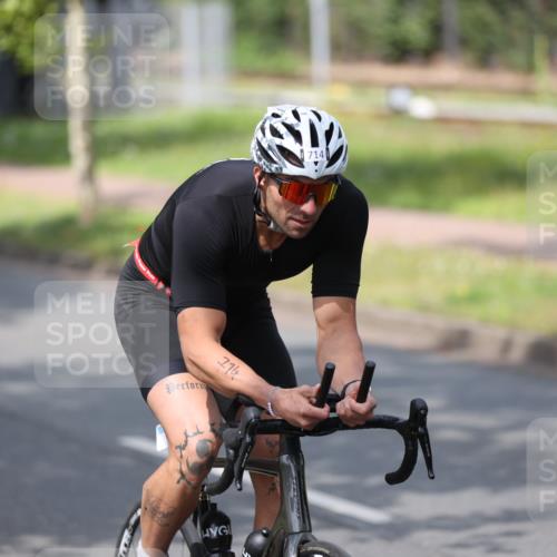 10.08.2025 - GEWOBA Citytriathlon Bremen Yannick Fuchs http://msf.ph/oto/8546142 10.08.2025 12:06:37 Radfahren 580, 613, 634, 658, 714 meine-sportfotos.de