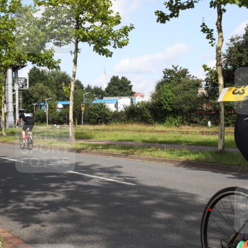 10.08.2025 - GEWOBA Citytriathlon Bremen Yannick Fuchs http://msf.ph/oto/8546158 10.08.2025 10:38:33 Radfahren 5, 31, 63, 101, 163, 211, 391, 429, 463, 475, 513 meine-sportfotos.de