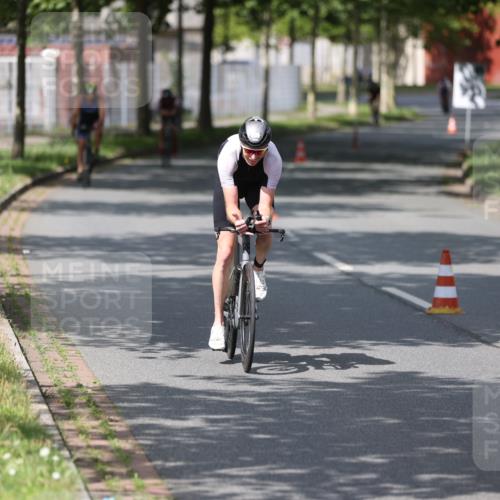 10.08.2025 - GEWOBA Citytriathlon Bremen Yannick Fuchs http://msf.ph/oto/8546171 10.08.2025 12:07:21 Radfahren 558, 623, 650, 786, 815, 831 meine-sportfotos.de