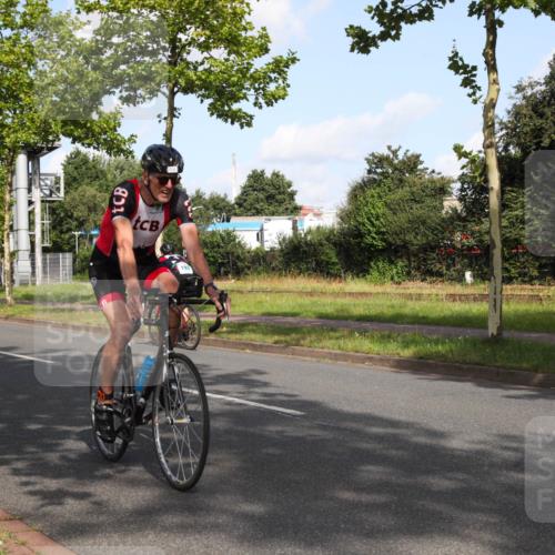 10.08.2025 - GEWOBA Citytriathlon Bremen Yannick Fuchs http://msf.ph/oto/8546235 10.08.2025 10:38:52 Radfahren 31, 63, 113, 119, 417, 429, 443, 498, 499, 506 meine-sportfotos.de
