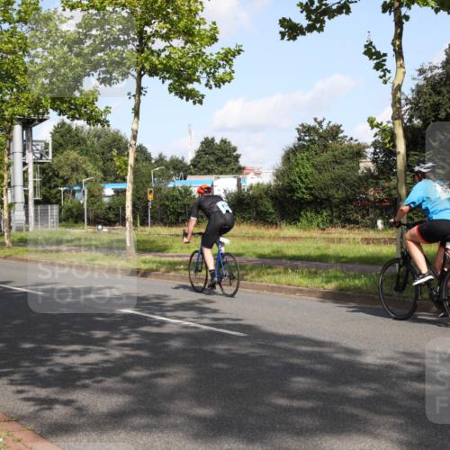 10.08.2025 - GEWOBA Citytriathlon Bremen Yannick Fuchs http://msf.ph/oto/8546251 10.08.2025 10:38:57 Radfahren 31, 111, 113, 119, 417, 429, 443, 472, 498, 499, 506 meine-sportfotos.de