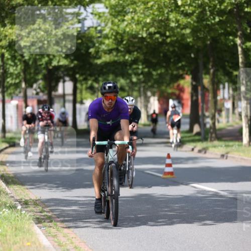 10.08.2025 - GEWOBA Citytriathlon Bremen Yannick Fuchs http://msf.ph/oto/8546351 10.08.2025 12:07:39 Radfahren 559, 609, 646, 650, 693, 705, 706, 721, 723, 740, 815, 879 meine-sportfotos.de