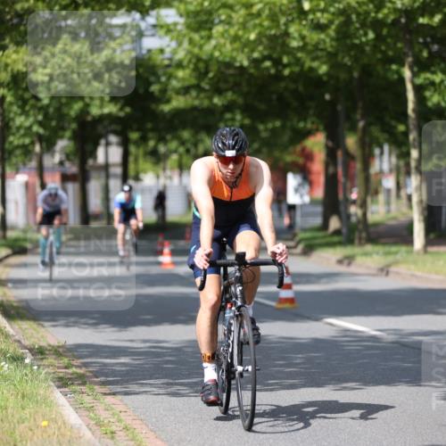 10.08.2025 - GEWOBA Citytriathlon Bremen Yannick Fuchs http://msf.ph/oto/8546444 10.08.2025 12:07:44 Radfahren 559, 609, 646, 650, 660, 693, 705, 706, 721, 723, 740, 879 meine-sportfotos.de