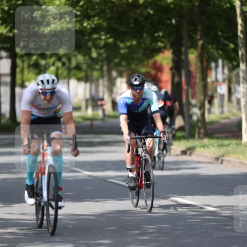 10.08.2025 - GEWOBA Citytriathlon Bremen Yannick Fuchs http://msf.ph/oto/8546484 10.08.2025 12:07:46 Radfahren 559, 609, 646, 660, 693, 696, 698, 705, 706, 721, 723, 740, 879 meine-sportfotos.de