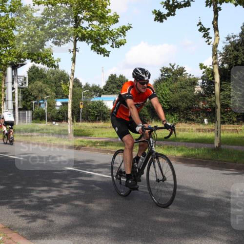 10.08.2025 - GEWOBA Citytriathlon Bremen Yannick Fuchs http://msf.ph/oto/8546490 10.08.2025 10:40:11 Radfahren 1, 11, 47, 55, 57, 61, 79, 91, 135, 197, 227, 398 meine-sportfotos.de