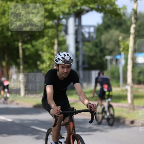 10.08.2025 - GEWOBA Citytriathlon Bremen Yannick Fuchs http://msf.ph/oto/8546699 10.08.2025 12:08:25 Radfahren 595, 597, 603, 661, 672, 737 meine-sportfotos.de