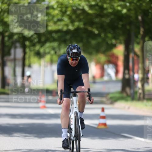 10.08.2025 - GEWOBA Citytriathlon Bremen Yannick Fuchs http://msf.ph/oto/8546728 10.08.2025 13:02:40 Radfahren 607, 647, 661, 712, 911, 955 meine-sportfotos.de