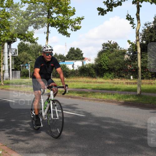 10.08.2025 - GEWOBA Citytriathlon Bremen Yannick Fuchs http://msf.ph/oto/8546752 10.08.2025 10:42:35 Radfahren 13, 17, 89, 167, 175, 199 meine-sportfotos.de