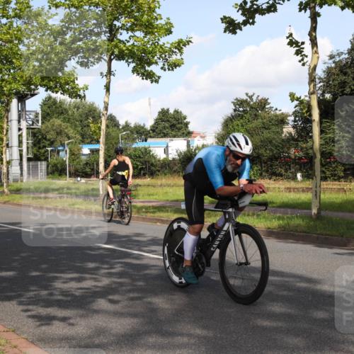 10.08.2025 - GEWOBA Citytriathlon Bremen Yannick Fuchs http://msf.ph/oto/8546805 10.08.2025 10:43:31 Radfahren 27, 53, 217, 361, 422 meine-sportfotos.de