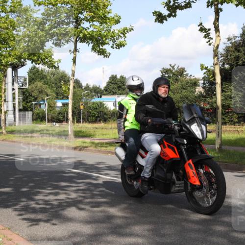 10.08.2025 - GEWOBA Citytriathlon Bremen Yannick Fuchs http://msf.ph/oto/8546828 10.08.2025 10:43:51 Radfahren 179, 217, 425, 487, 507 meine-sportfotos.de