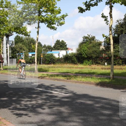 10.08.2025 - GEWOBA Citytriathlon Bremen Yannick Fuchs http://msf.ph/oto/8546859 10.08.2025 10:45:13 Radfahren 183, 187, 412 meine-sportfotos.de