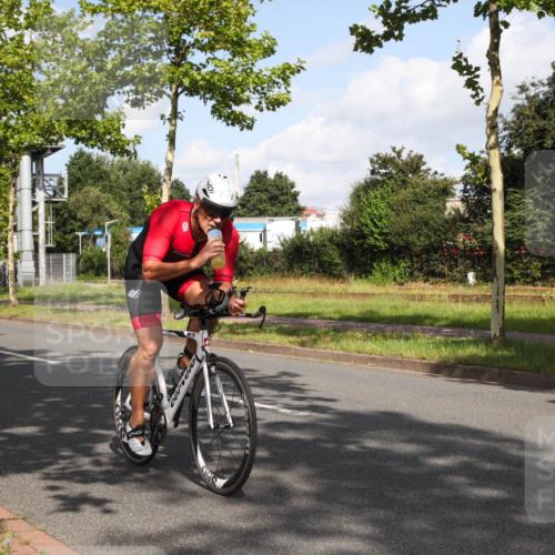10.08.2025 - GEWOBA Citytriathlon Bremen Yannick Fuchs http://msf.ph/oto/8546864 10.08.2025 10:45:42 Radfahren 386, 509 meine-sportfotos.de