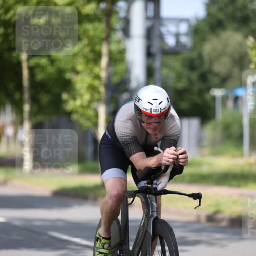 10.08.2025 - GEWOBA Citytriathlon Bremen Yannick Fuchs http://msf.ph/oto/8546871 10.08.2025 12:08:47 Radfahren 608, 619, 672, 677, 684, 737, 797, 850, 883 meine-sportfotos.de