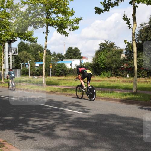 10.08.2025 - GEWOBA Citytriathlon Bremen Yannick Fuchs http://msf.ph/oto/8546947 10.08.2025 10:48:28 Radfahren 127, 129, 423, 471 meine-sportfotos.de