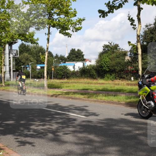 10.08.2025 - GEWOBA Citytriathlon Bremen Yannick Fuchs http://msf.ph/oto/8546955 10.08.2025 10:48:33 Radfahren 127, 129, 423, 434, 471, 494 meine-sportfotos.de