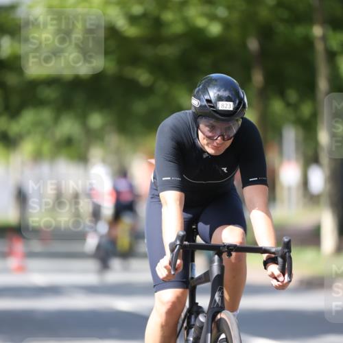 10.08.2025 - GEWOBA Citytriathlon Bremen Yannick Fuchs http://msf.ph/oto/8546998 10.08.2025 13:03:42 Radfahren 676, 753, 812, 823, 908, 925, 1007 meine-sportfotos.de