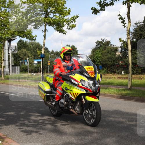 10.08.2025 - GEWOBA Citytriathlon Bremen Yannick Fuchs http://msf.ph/oto/8547019 10.08.2025 10:49:26 Radfahren 81, 151, 245, 387, 405, 407, 420, 430 meine-sportfotos.de