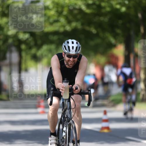 10.08.2025 - GEWOBA Citytriathlon Bremen Yannick Fuchs http://msf.ph/oto/8547042 10.08.2025 13:03:47 Radfahren 574, 676, 685, 753, 812, 823, 908, 925, 965, 1007 meine-sportfotos.de