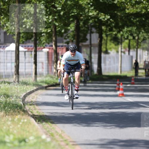 10.08.2025 - GEWOBA Citytriathlon Bremen Yannick Fuchs http://msf.ph/oto/8547051 10.08.2025 13:03:48 Radfahren 574, 676, 685, 753, 812, 823, 908, 925, 965, 1007 meine-sportfotos.de