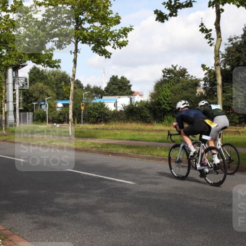 10.08.2025 - GEWOBA Citytriathlon Bremen Yannick Fuchs http://msf.ph/oto/8547140 10.08.2025 10:51:24 Radfahren 239, 396, 419, 421 meine-sportfotos.de