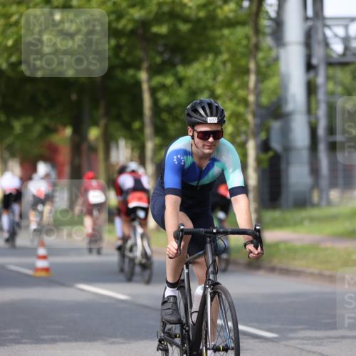 10.08.2025 - GEWOBA Citytriathlon Bremen Yannick Fuchs http://msf.ph/oto/8547183 10.08.2025 12:09:47 Radfahren 586, 628, 674, 688, 697, 703, 732, 830, 849 meine-sportfotos.de