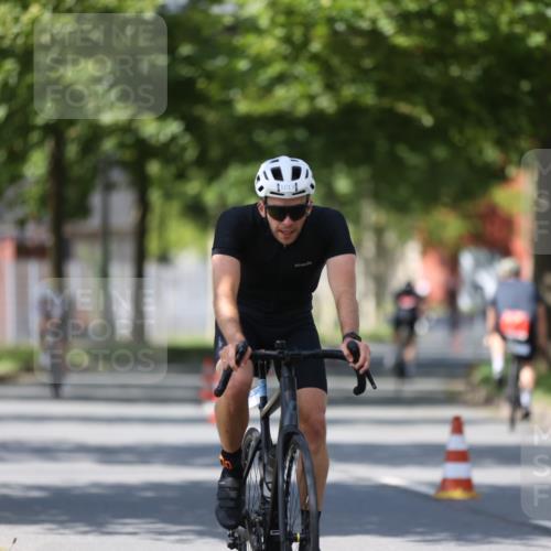 10.08.2025 - GEWOBA Citytriathlon Bremen Yannick Fuchs http://msf.ph/oto/8547264 10.08.2025 13:04:13 Radfahren 576, 605, 625, 640, 697, 760, 769, 786, 799, 946, 960, 963, 1013, 1036 meine-sportfotos.de