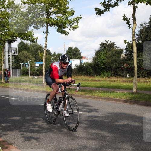 10.08.2025 - GEWOBA Citytriathlon Bremen Yannick Fuchs http://msf.ph/oto/8547318 10.08.2025 10:53:26 Radfahren 29, 225, 350, 404, 502 meine-sportfotos.de