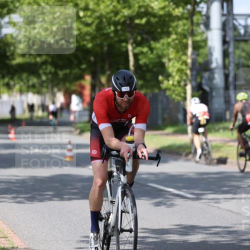 10.08.2025 - GEWOBA Citytriathlon Bremen Yannick Fuchs http://msf.ph/oto/8547431 10.08.2025 12:10:33 Radfahren 622, 629, 644, 647, 656, 710, 712, 722, 730, 748, 755, 819, 889, 1014 meine-sportfotos.de